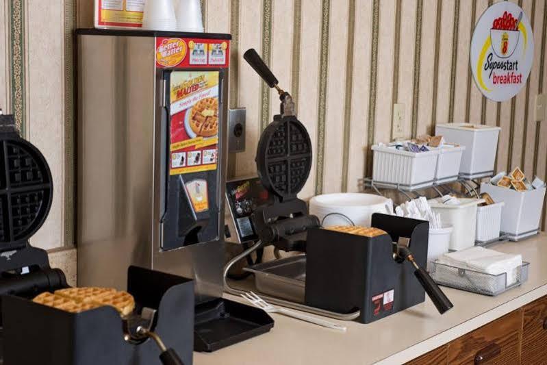 Super 8 By Wyndham Mt Motel 2*